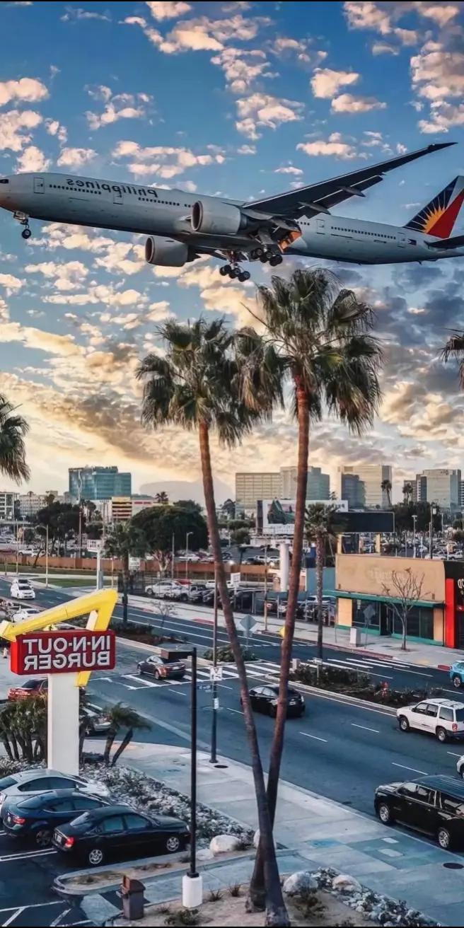 #ciudad #city #avion #airplane #auto #car